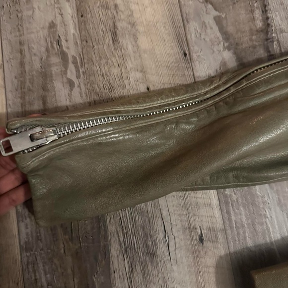NWT Walter Baker Olive Green 100% Leather Motorcycle Jacket Size XS MSRP $700 - Picture 3 of 7
